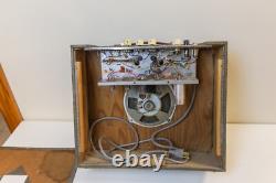 1950s Western Auto Truetone Guitar Tube Amplifier Guild 40T with Footswitch Read