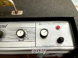 1964 GIBSON Scout Tube Guitar Amplifier GA 17 RVT Footpedal 10 CTS Speaker USA