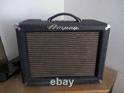 AMPEGJ-12-T 12 Guitar Amplifier Tremolo VINTAGE 1965