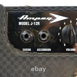 Ampeg Model J-12R Jet II 15-Watt 1 x 12 Guitar Combo Amplifier Diamond Blue