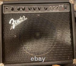 Black Fender Frontman 25R Guitar Amplifier PR498 VERY GOOD CLEAN