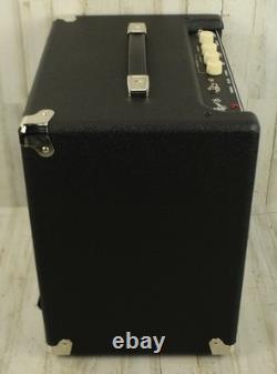 DEMO Fender Rumble 25 (040)