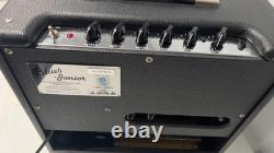 FENDER Guitar Amplifier BLUES JUNIOR PR295