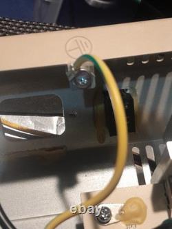 FISHMAN LOUDBOX MINI PRO-LBX-500 GUITAR/MIC AMPLIFIER Powers On Needs Repair