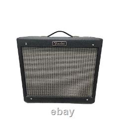 Fender Blues Jr. Combo Amp, 15W Black