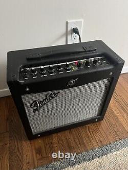 Fender Mustang 1(V. 2) Guitar Amp Amplifier 70w #12001263 Pr824