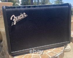 Fender Mustang GT40 Guitar Amplifier Lightly Used In Near Mint Condition Beauty