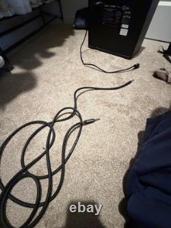 Fender Mustang I V. 2 Combo Modeling Guitar Amplifier 20W for Practice