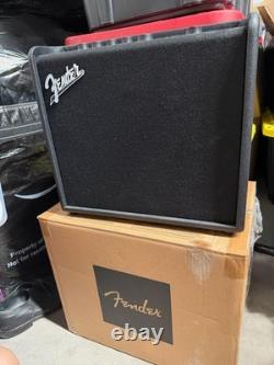 Fender Mustang LT25 25W 1x8 Modeling Guitar Amp Black + Box Cable Picks AS IS