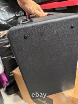 Fender Mustang LT25 25W 1x8 Modeling Guitar Amp Black + Box Cable Picks AS IS Fender Mustang LT25 25W 1x8 Modeling Guitar Amp Black + Box Cable Picks AS IS