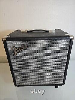 Fender Rumble 25 1x8 25W Bass Combo Amplifier WORKS EXCELLENT