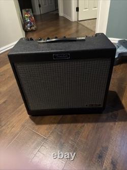Fender Tone Master FR 10 120V Store Display Great Condition