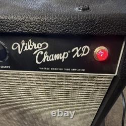 Fender Vibro Champ XD PR 736 Combo Guitar Amplifier 5W Vacuum Tube Electric Gui
