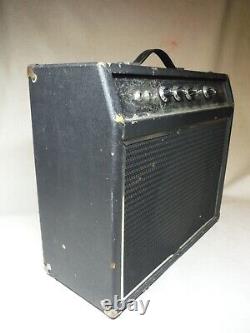 Gibson G-10 Guitar Combo Amplifier Working Vintage Made In USA Cosmetic Issues