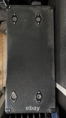 Marshall AVT412 Lead 4x12 200W Guitar Speaker Cabinet Black