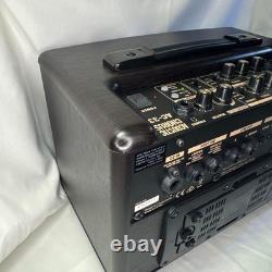 Roland AC-33 Acoustic Chorus Stereo Guitar Amplifier Good Condition