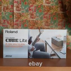 Roland CUBE Lite MONITOR White Stereo Monitor Amplifier Speaker CUBE NEVER USED