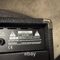 Roland GC-405X Combo Guitar Amplifier 32W 4 Speakers 2-Channel Solid State 8 Ohm