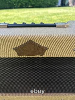 VINTAGE Washburn Electric Guitar Amplifier VGA 15 Tested Works