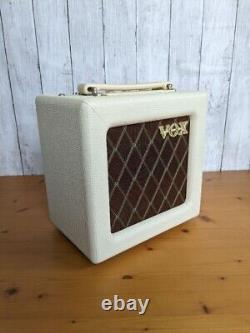 VOX AC4TV Mini Guitar Tube Amp- 6.5 Speaker, Set of two VOX shields