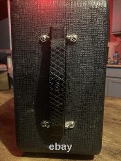 VOX Model V110NT 30watt Cabinet With Celestion Speaker