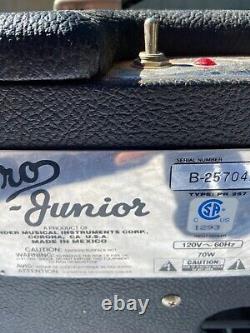 15 watt Fender Pro Junior 1 avec haut-parleur de 10 pouces, propriétaire d'origine 375,00