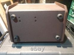 AMPLIFICATEUR DE GUITARE/MICRO FISHMAN LOUDBOX MINI PRO-LBX-500 S'ALLUME MAIS A BESOIN D'UNE RÉPARATION