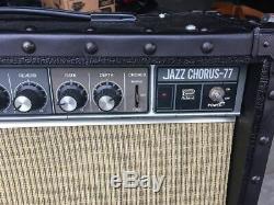 Ampli Guitare Roland Jc-77. No Speakers, Sinon En Bon État