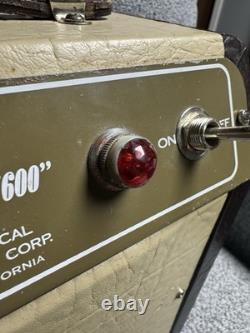 Amplificateur à lampes pour guitare Fender Champion 600 5 watts avec transformateur amélioré et lampes.