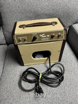 Amplificateur à lampes pour guitare Fender Champion 600 5 watts avec transformateur amélioré et lampes.