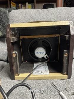 Amplificateur à lampes pour guitare Fender Champion 600 5 watts avec transformateur amélioré et lampes.