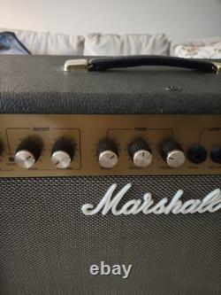 Amplificateur à tube pour guitare Marshall JTM 30 1x12