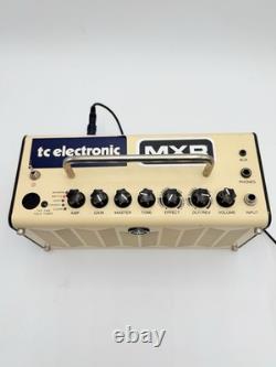 Amplificateur combo à modélisation pour guitare Yamaha THR5 10 W avec câbles. SANS CORDON D’ALIMENTATION