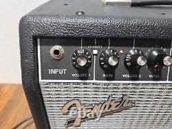 Amplificateur combo guitare Fender Super Champ X2 (15 Watts, 1x10) PR 2259