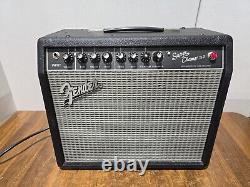 Amplificateur combo guitare Fender Super Champ X2 (15 Watts, 1x10) PR 2259