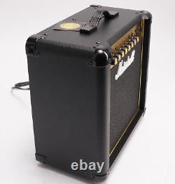 Amplificateur combo pour guitare Marshall Amps MG15GFX de 15 watts avec effet