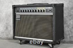 Amplificateur combo pour guitare Roland JC-90 Jazz Chorus-90