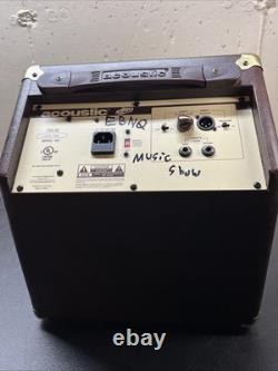 Amplificateur combo pour guitare acoustique Acoustic A20 marron/tan avec égaliseur 3 bandes, 8 pouces, 20W