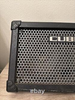 Amplificateur combo stéréo Roland Cube Street pour guitare alimenté par batterie EN ÉTAT.