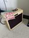 Amplificateur De Guitare Fender Bronco 15w 1x8 Fabriqué Aux États-unis Années 1990 Rare Tolex Blonde À Lire