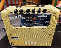 Amplificateur de guitare Fender Bronco Amp édition anniversaire 50ème