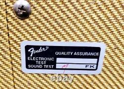 Amplificateur de guitare Fender Bronco Amp édition anniversaire 50ème