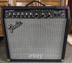 Amplificateur de guitare Fender Cyber-Champ avec haut-parleur Celestion de 12 pouces s'allume LIRE