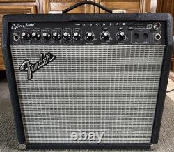Amplificateur de guitare Fender Cyber-Champ avec haut-parleur Celestion de 12 pouces s'allume LIRE