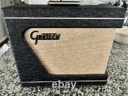 Amplificateur de guitare Gretsch Electromatic modèle 6155 avec housse de protection (début des années 1960)