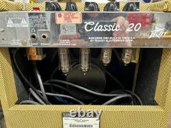 Amplificateur de guitare Peavey Classic 20 20 WATTS 120V Propriétaire d'origine