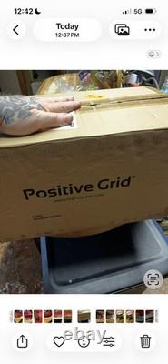 Amplificateur de guitare Positive Grid Spark 40 40 Watts Bluetooth Wifi Boîte ouverte Utilisé ÉTAT NEUF