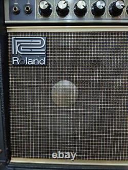 Amplificateur de guitare ROLAND JC-77 JAZZ CHORUS 77 de 65W avec haut-parleur robuste de haute qualité.