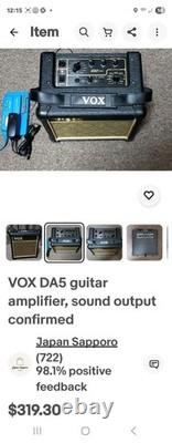 Amplificateur de guitare Vox Da5 avec cordon d'alimentation original testé, fonctionne très bien, nécessite des piles.