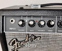 Amplificateur de guitare à lampe Fender Super Champ X2 à 2 canaux avec pédale originale